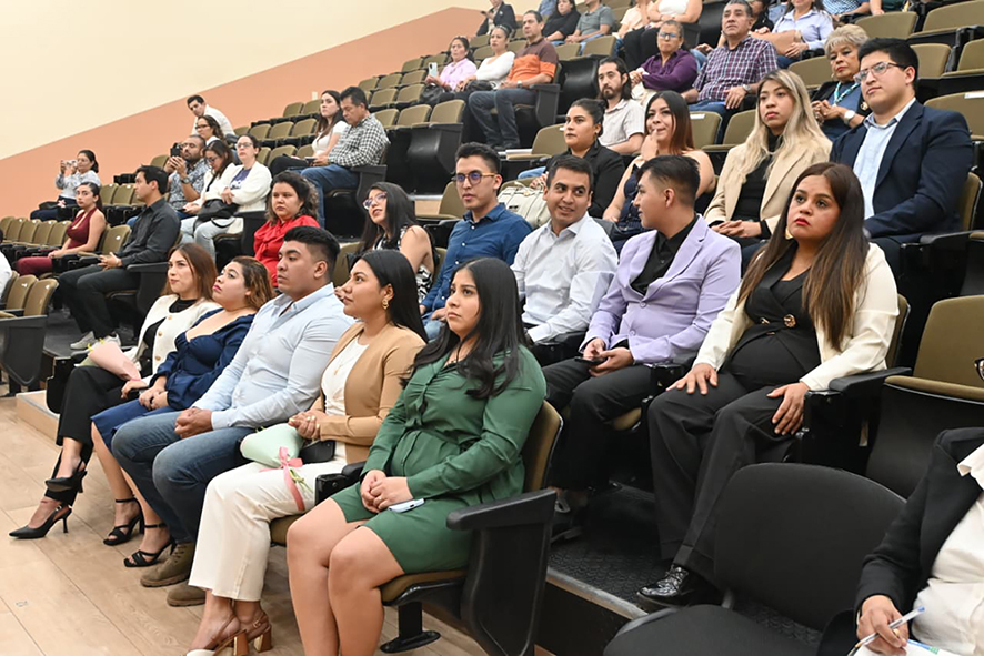 FCAeI Entrega de Diplomas3