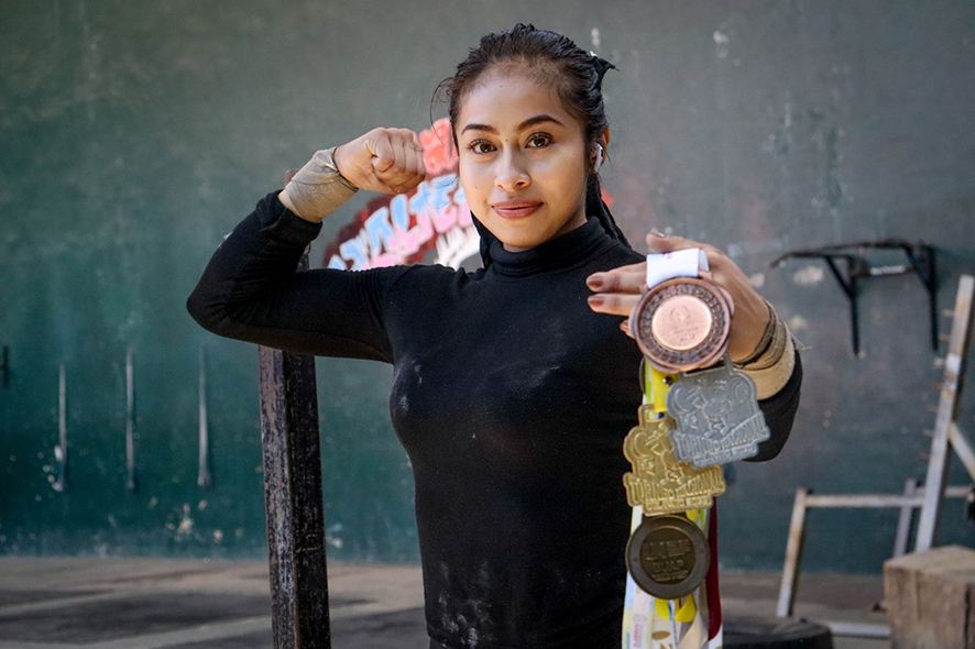 Fernanda Alvarado halterofilia 3